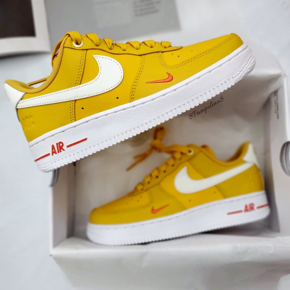 Nike Air Force 1 '07 SE Women's Shoes Yellow Ochre